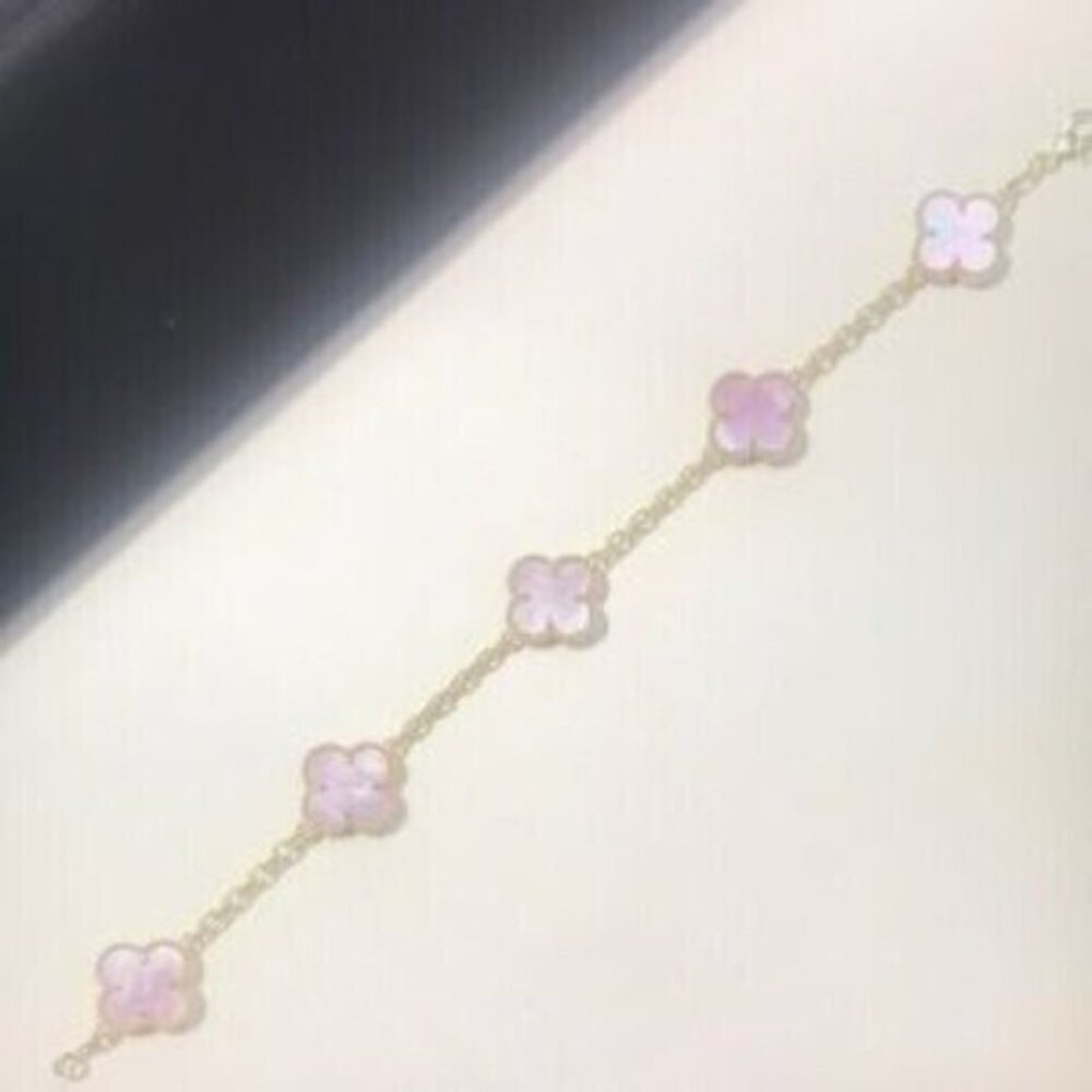 Van Cleef & Arpels Vintage Alhambra bracelet, 5 motifs, 18K yellow gold